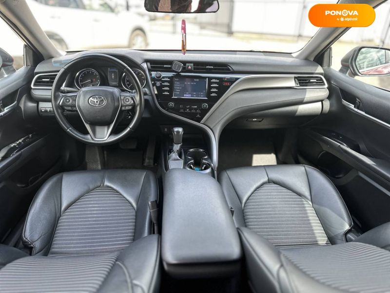 Toyota Camry, 2018, Бензин, 2.49 л., 126 тис. км, Седан, Червоний, Київ 39444 фото