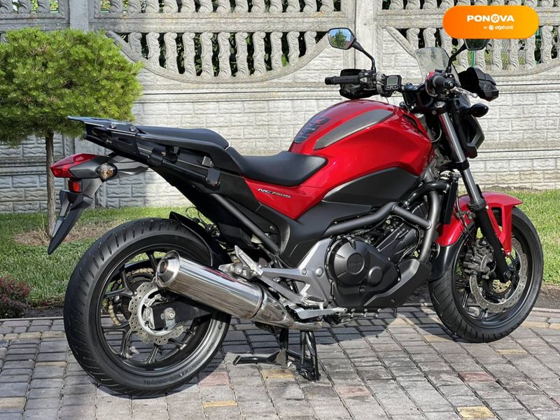 Honda NC 700XA, 2014, Бензин, 750 см³, 20 тыс. км, Мотоцикл без оптекателей (Naked bike), Красный, Буськ moto-98769 фото