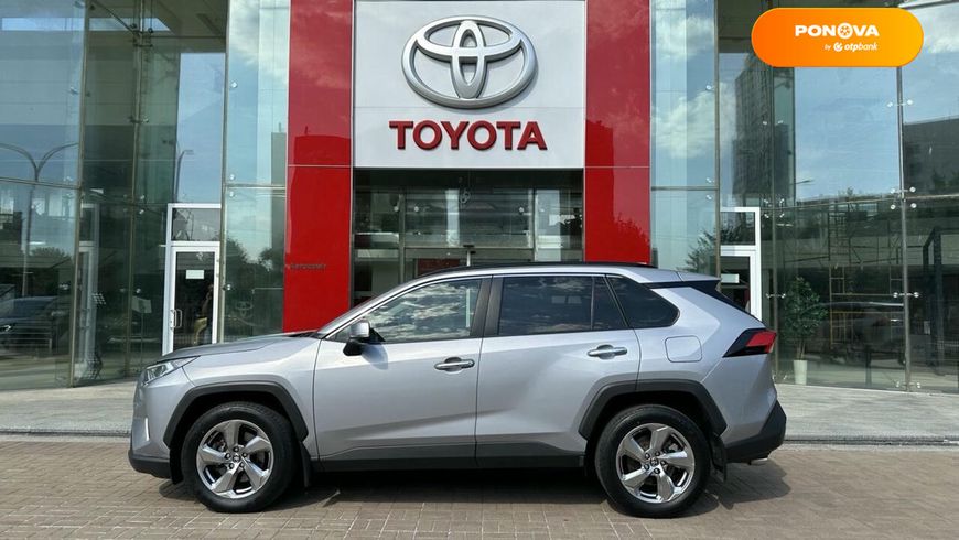 Toyota RAV4, 2021, Бензин, 2 л., 114 тис. км, Позашляховик / Кросовер, Сірий, Київ 110052 фото