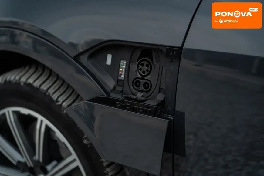 Audi Q8 Sportback e-tron, 2023 р., Електро, 19 тис. км, Позашляховик / Кросовер, Сірий, Чернівці AT-10406263 фото
