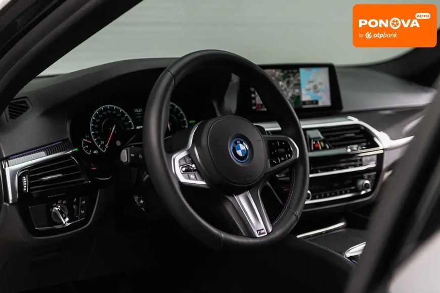 BMW 5 Series, 2018 р., Гібрид (HEV), 138 тис. км, Седан, Чорний, Мукачево AT-10410146 фото