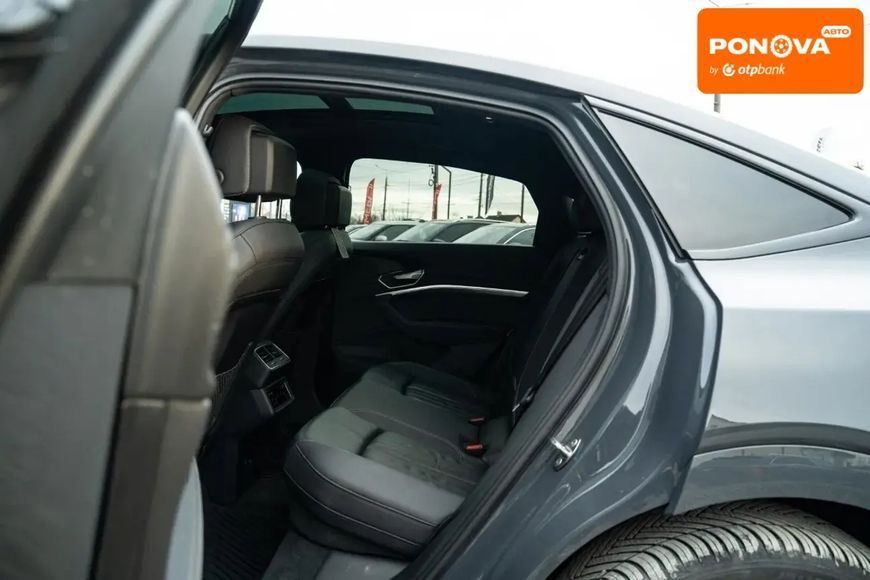 Audi Q8 Sportback e-tron, 2023 р., Електро, 19 тис. км, Позашляховик / Кросовер, Сірий, Чернівці AT-10406263 фото