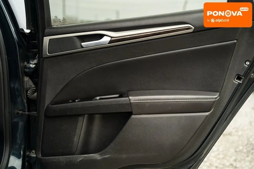 Ford Fusion, 2013 р., Гібрид (PHEV), 235 тис. км, Седан, Чорний, Чернівці AT-10405360 фото