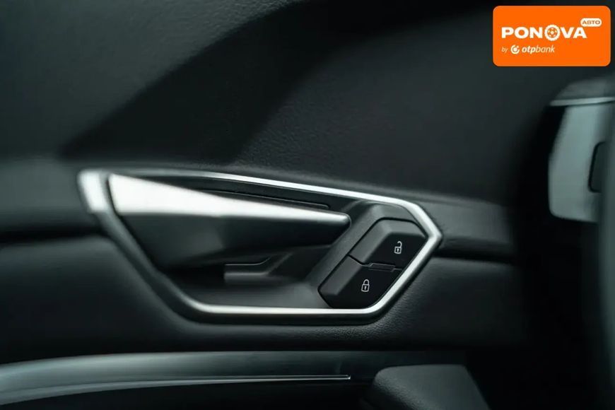 Audi Q8 Sportback e-tron, 2023 р., Електро, 19 тис. км, Позашляховик / Кросовер, Сірий, Чернівці AT-10406263 фото