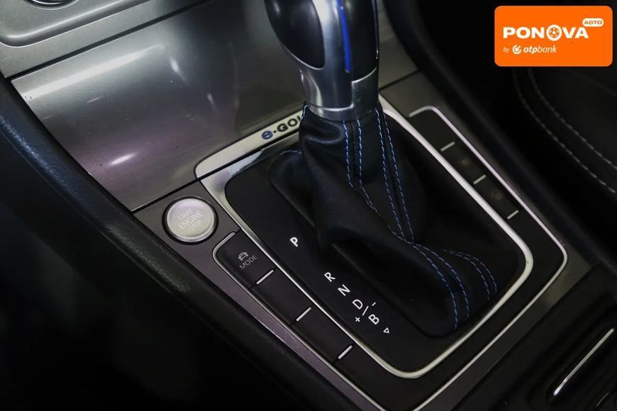 Volkswagen e-Golf, 2016 р., Електро, 106 тис. км, Хетчбек, Білий, Київ AT-10418344 фото