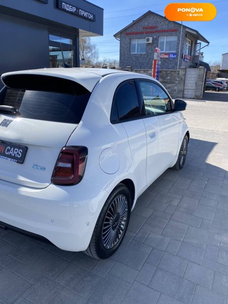 Fiat 500e, 2021, Електро, 22 тыс. км, Хетчбек, Белый, Ровно 34028 фото