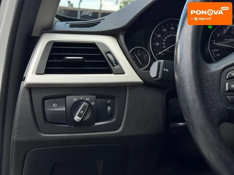 BMW 3 Series, 2018 р., Бензин, 104 тис. км, Седан, Білий, Рівне AT-10417935 фото