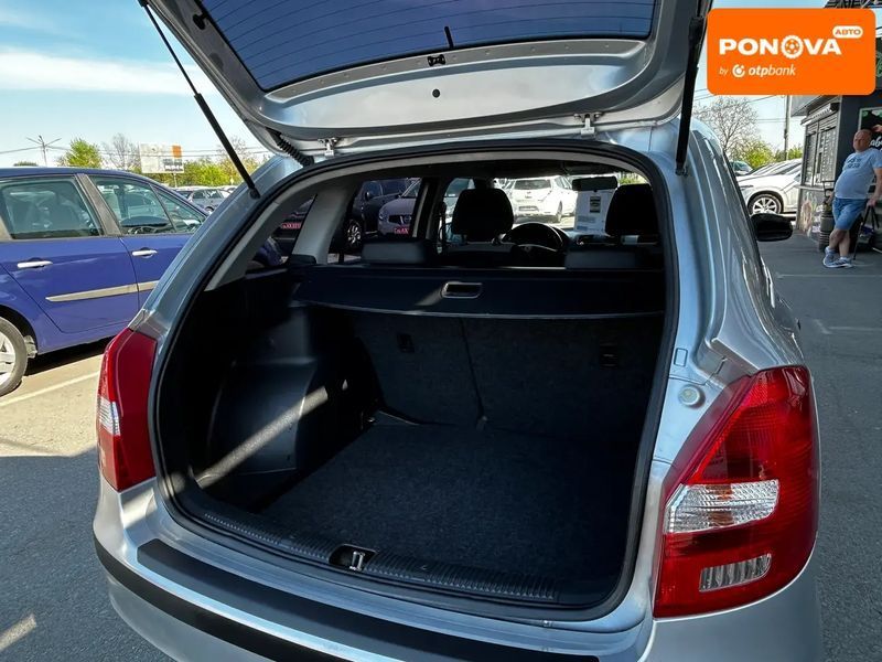 Skoda Fabia, 2012 р., Дизель, 261 тис. км, Універсал, Сірий, Житомир AT-10416899 фото
