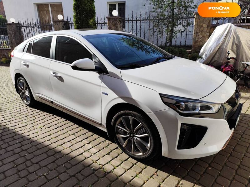 Hyundai Ioniq, 2019, Електро, 61 тис. км, Ліфтбек, Білий, Львів Cars-Pr-66518 фото