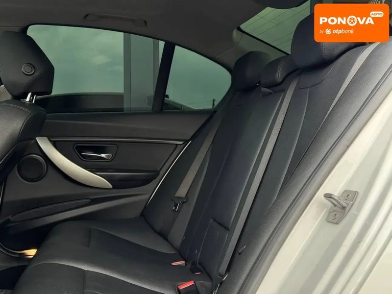 BMW 3 Series, 2018 р., Бензин, 104 тис. км, Седан, Білий, Рівне AT-10417935 фото