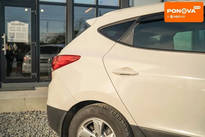 Hyundai ix35, 2011 г., Дизель, 300 тыс. км, Хетчбек, Белый, Черновцы AT-10404251 фото