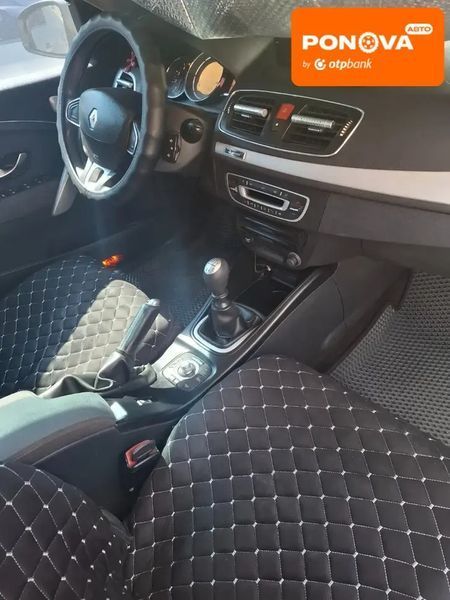 Renault Megane, 2011 р., Дизель, 282 тис. км, Універсал, Сірий, Первомайськ AT-10420763 фото