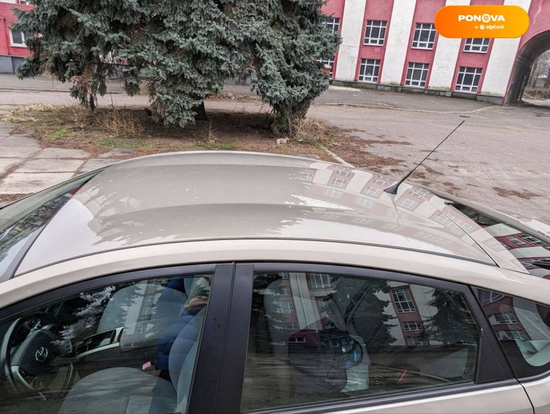 Toyota Prius, 2005, Гибрид (HEV), 1.5 л., 321 тыс. км, Хетчбек, Желтый, Днепр (Днепропетровск) Cars-Pr-67100 фото