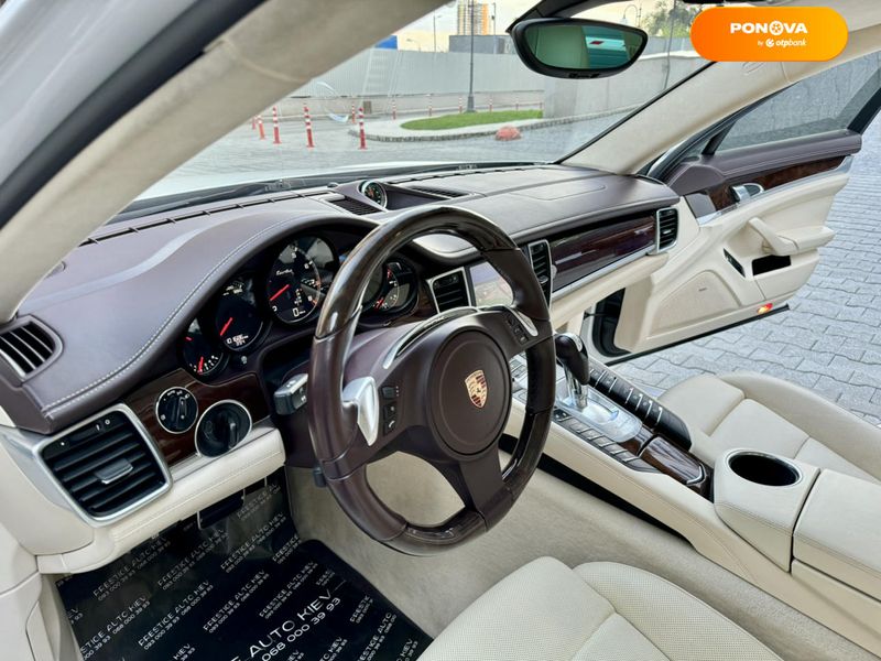 Porsche Panamera, 2011, Бензин, 4.81 л., 99 тис. км, Фастбек, Білий, Київ 103353 фото