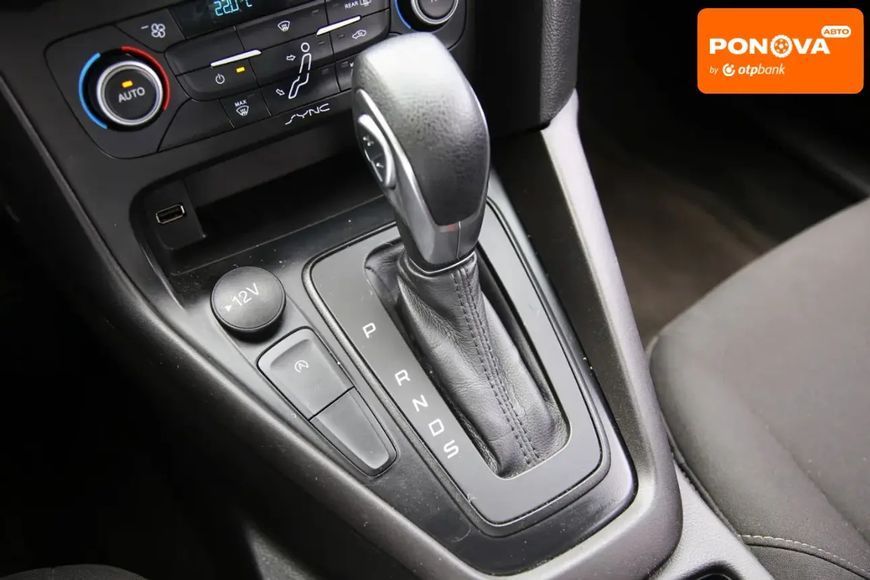 Ford Focus, 2017 р., Бензин, 56 тис. км, Седан, Сірий, Харків AT-10426387 фото