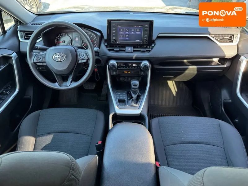 Toyota RAV4, 2021 г., Бензин, 56 тыс. км, Внедорожник / Кроссовер, Серый, Ровно AT-10416244 фото