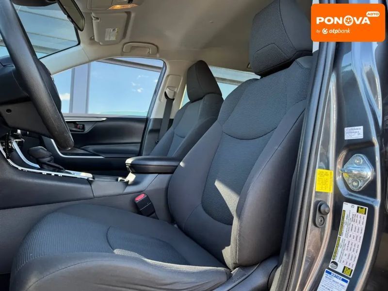 Toyota RAV4, 2021 г., Бензин, 56 тыс. км, Внедорожник / Кроссовер, Серый, Ровно AT-10416244 фото