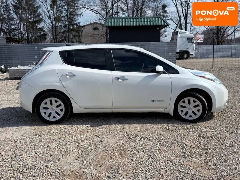 Nissan Leaf, 2016 г., Електро, 180 тыс. км, Хетчбек, Белый, Софіївська Борщагівка AT-10413429 фото