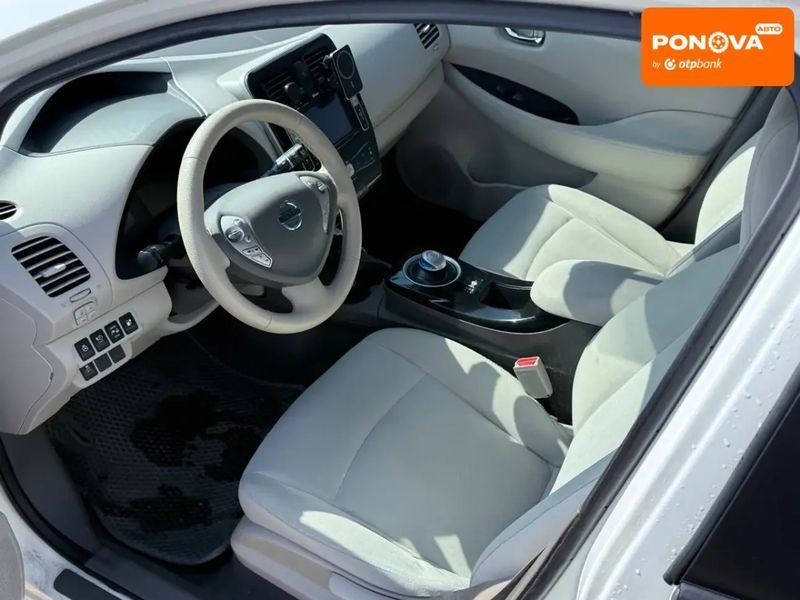 Nissan Leaf, 2016 г., Електро, 180 тыс. км, Хетчбек, Белый, Софіївська Борщагівка AT-10413429 фото
