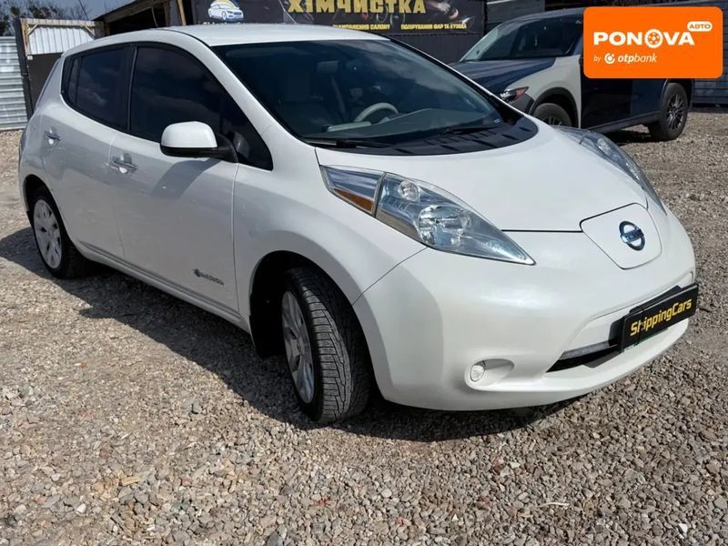 Nissan Leaf, 2016 г., Електро, 180 тыс. км, Хетчбек, Белый, Софіївська Борщагівка AT-10413429 фото
