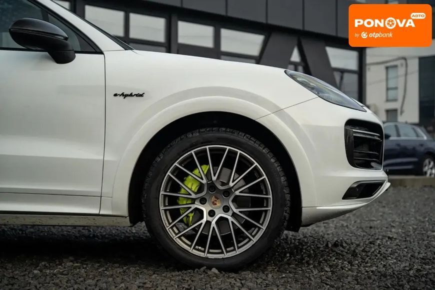 Porsche Cayenne, 2019 р., Гібрид (PHEV), 60 тис. км, Позашляховик / Кросовер, Білий, Чернівці AT-10406175 фото