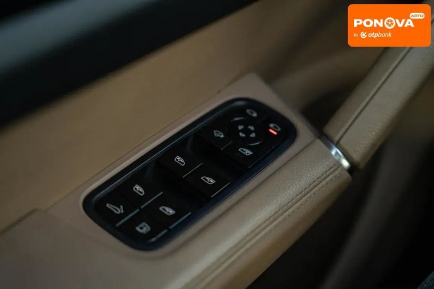 Porsche Cayenne, 2019 р., Гібрид (PHEV), 60 тис. км, Позашляховик / Кросовер, Білий, Чернівці AT-10406175 фото