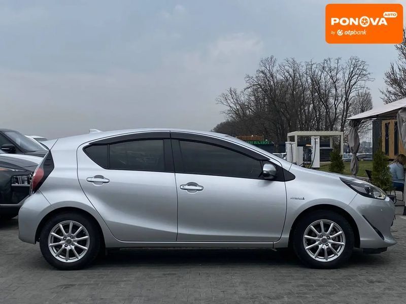 Toyota Aqua, 2017 р., Гібрид (HEV), 69 тис. км, Хетчбек, Сірий, Київ AT-10419058 фото