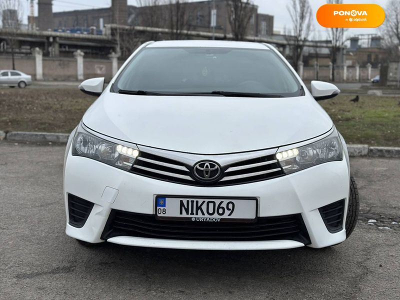 Toyota Corolla, 2013, Газ пропан-бутан / Бензин, 1.33 л., 154 тис. км, Седан, Білий, Київ 21504 фото