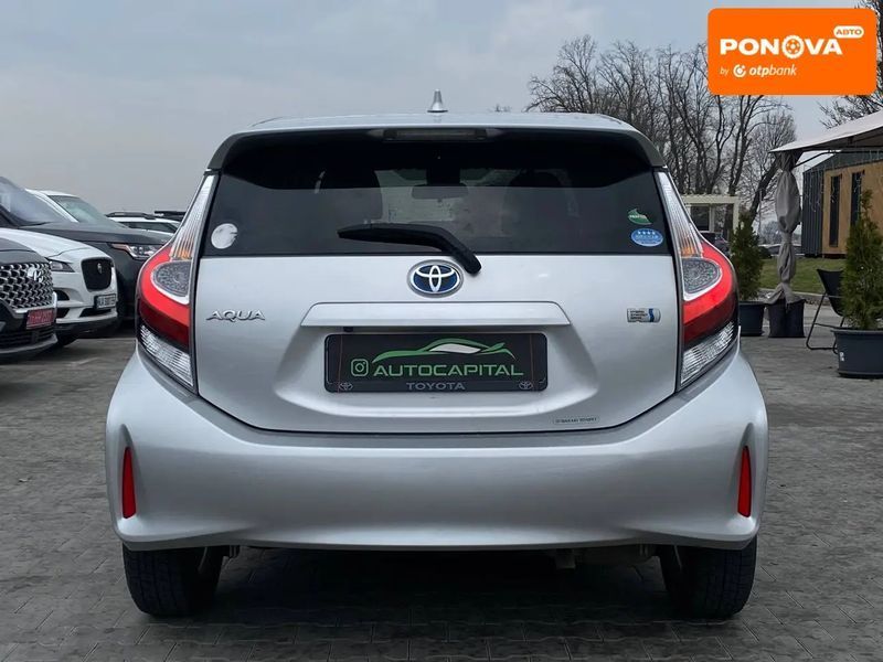 Toyota Aqua, 2017 р., Гібрид (HEV), 69 тис. км, Хетчбек, Сірий, Київ AT-10419058 фото