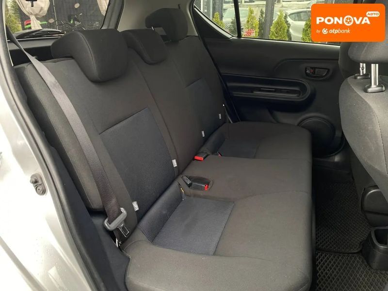 Toyota Aqua, 2017 р., Гібрид (HEV), 69 тис. км, Хетчбек, Сірий, Київ AT-10419058 фото
