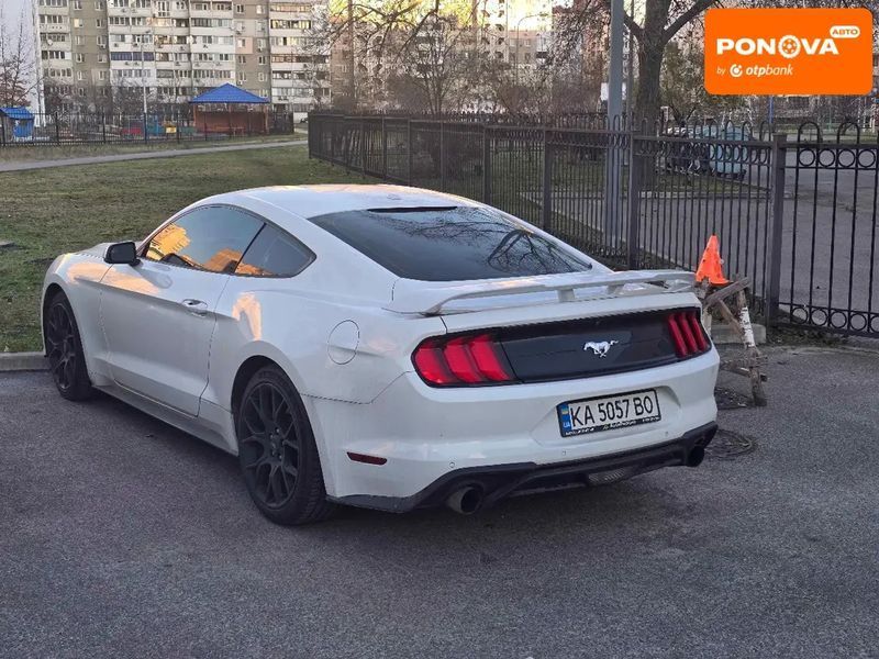 Ford Mustang, 2018 г., Бензин, 63 тыс. км, Седан, Белый, Киев AT-10406195 фото