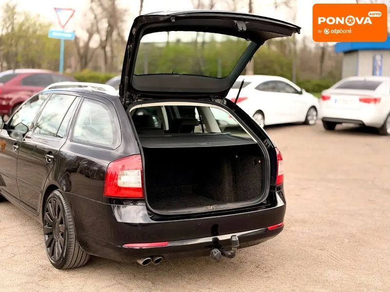 Skoda Octavia, 2011 р., Бензин, 243 тис. км, Універсал, Чорний, Кривий Ріг AT-10413585 фото