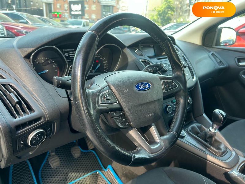 Ford Focus, 2016, Бензин, 1 л., 124 тис. км, Універсал, Сірий, Київ 110399 фото