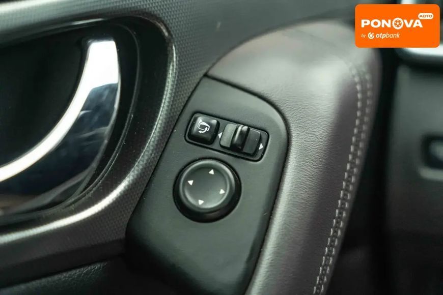 Nissan Qashqai, 2018 р., Дизель, 95 тис. км, Позашляховик / Кросовер, Білий, Чернівці AT-10417834 фото