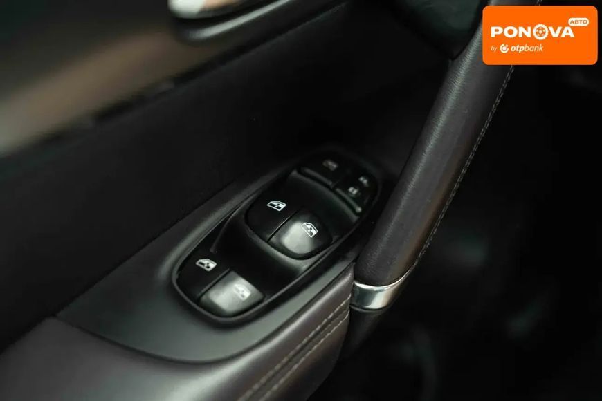 Nissan Qashqai, 2018 р., Дизель, 95 тис. км, Позашляховик / Кросовер, Білий, Чернівці AT-10417834 фото