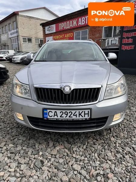Skoda Octavia, 2010 р., Бензин, 271 тис. км, Універсал, Сірий, Сміла AT-10415312 фото