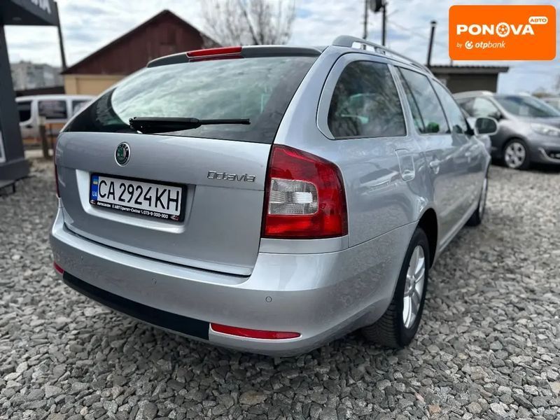 Skoda Octavia, 2010 р., Бензин, 271 тис. км, Універсал, Сірий, Сміла AT-10415312 фото