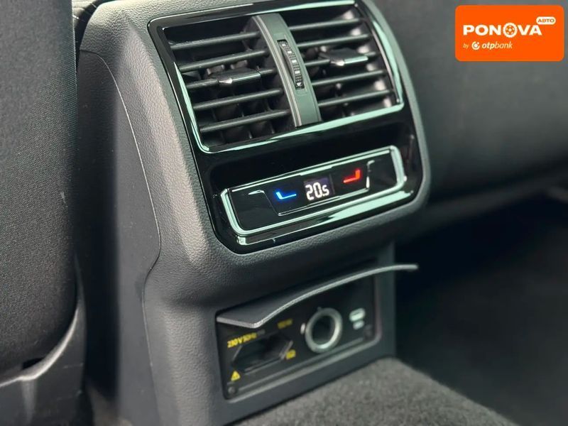 Volkswagen Passat, 2022 р., Дизель, 179 тис. км, Універсал, Сірий, Умань AT-10422394 фото