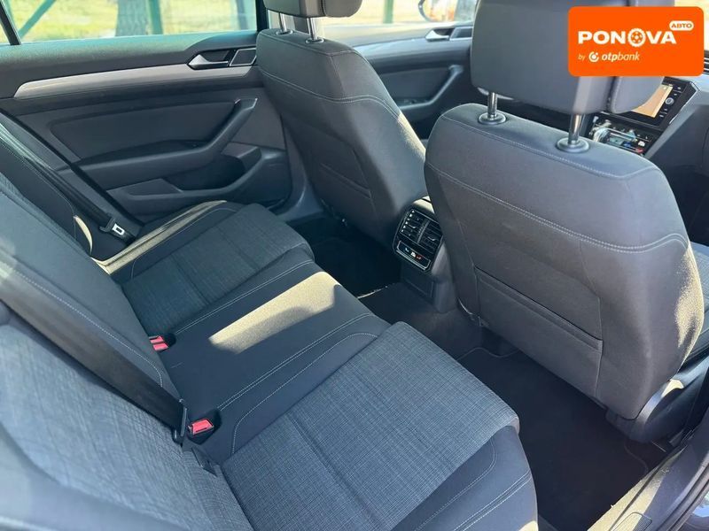 Volkswagen Passat, 2022 р., Дизель, 179 тис. км, Універсал, Сірий, Умань AT-10422394 фото