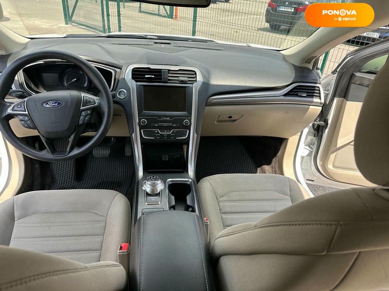 Ford Fusion, 2019, Гібрид (MHEV), 2 л., 77 тис. км, Седан, Білий, Київ 107580 фото