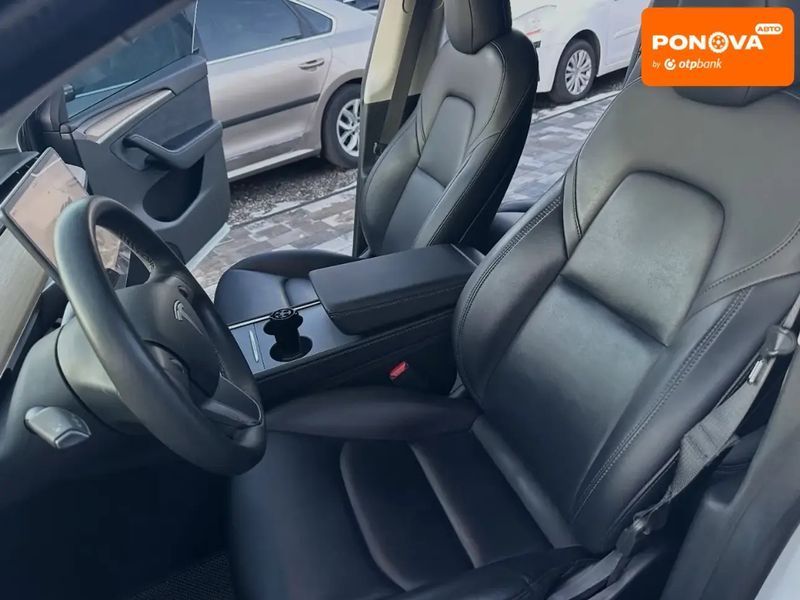Tesla Model Y, 2022 р., Електро, 65 тис. км, Седан, Білий, Дніпро (Дніпропетровськ) AT-10410987 фото