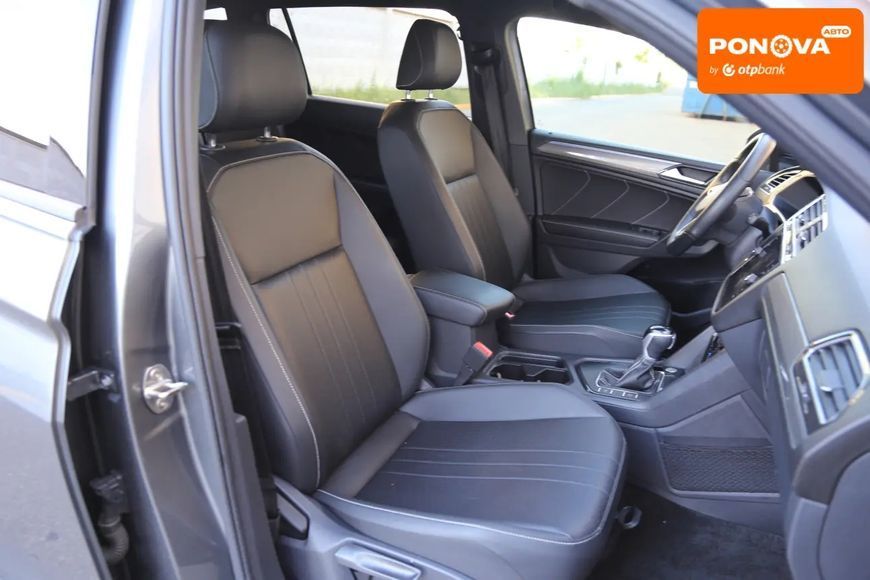 Volkswagen Tiguan, 2023 р., Бензин, 54 тис. км, Позашляховик / Кросовер, Сірий, Київ AT-10418349 фото