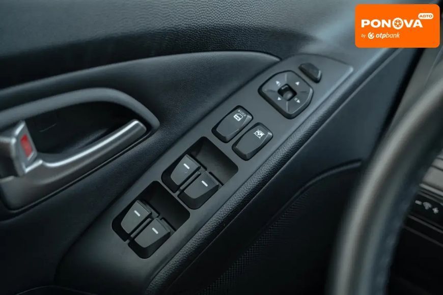 Hyundai ix35, 2012 р., Дизель, 147 тис. км, Позашляховик / Кросовер, Чорний, Чернівці AT-10399707 фото