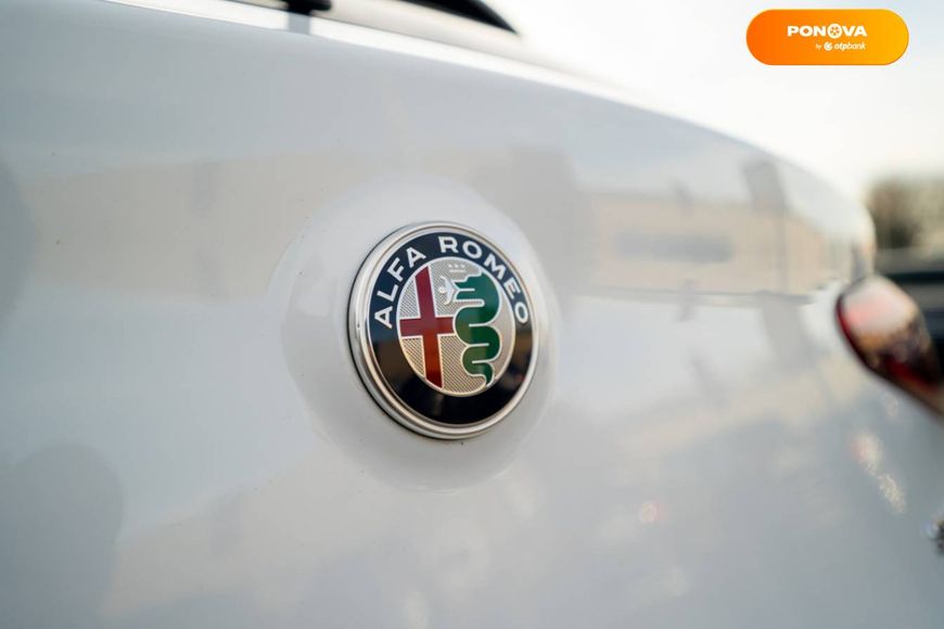 Alfa Romeo Stelvio, 2020, Бензин, 2 л., 33 тис. км, Позашляховик / Кросовер, Білий, Київ 43762 фото