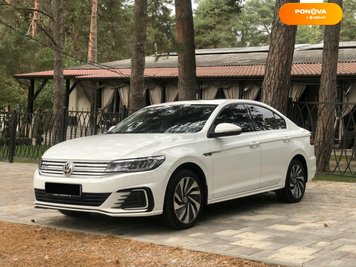 Volkswagen e-Bora, 2019, Електро, 28 тис. км, Седан, Білий, Київ Cars-Pr-241027 фото