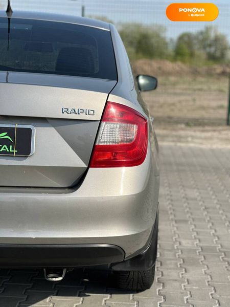 Skoda Rapid, 2013, Бензин, 1.6 л., 343 тис. км, Ліфтбек, Бежевий, Київ 109325 фото