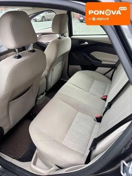 Ford Focus, 2015 р., Бензин, 98 тис. км, Седан, Сірий, Дніпро (Дніпропетровськ) AT-10415369 фото