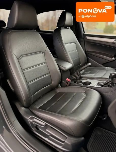 Volkswagen Passat, 2017 р., Бензин, 176 тис. км, Седан, Чорний, Дніпро (Дніпропетровськ) AT-10404630 фото