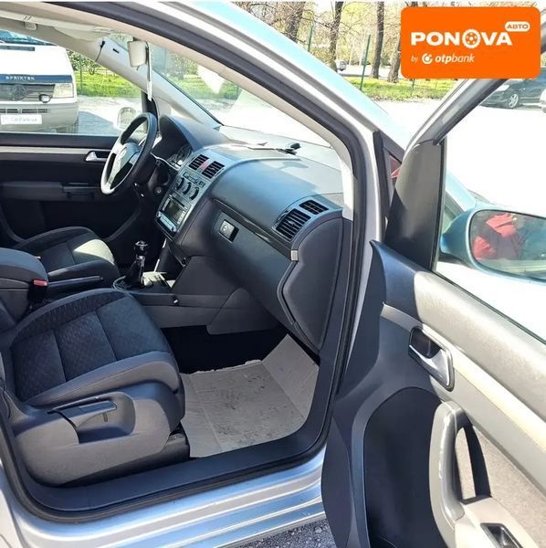 Volkswagen Touran, 2007 р., Бензин, 262 тис. км, Мінівен, Сірий, Кам'янське (Дніпродзержинськ) AT-10399835 фото