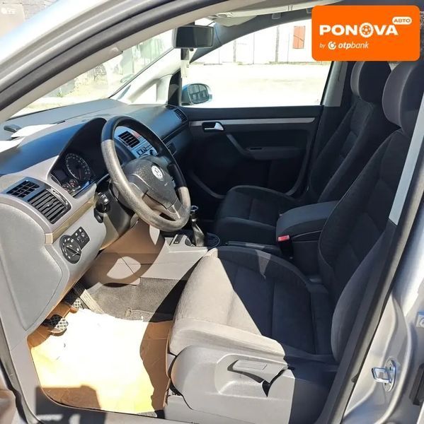 Volkswagen Touran, 2007 р., Бензин, 262 тис. км, Мінівен, Сірий, Кам'янське (Дніпродзержинськ) AT-10399835 фото